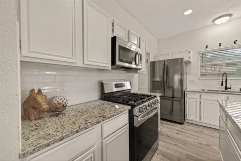 $380,000 | 1418 Sheffield Drive, Missouri City, TX 77459