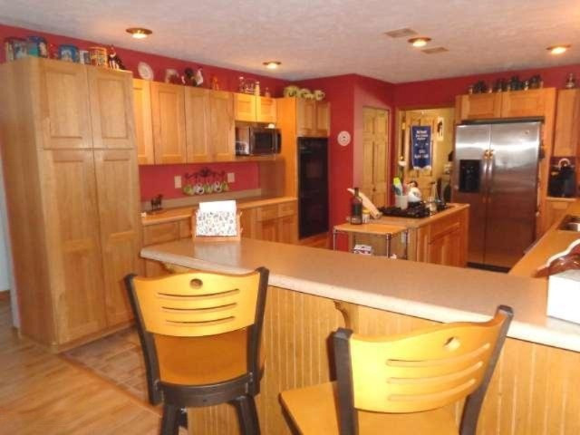 33260 Rohlfs Lane Niles, MI 49120 - Photo 14 of 36 Close view of other side of kitchen