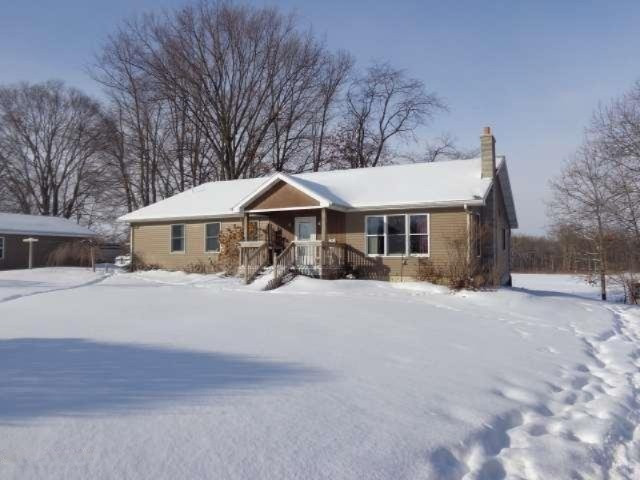 33260 Rohlfs Lane Niles, MI 49120 - Photo 3 of 36 Close front