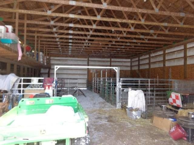 33260 Rohlfs Lane Niles, MI 49120 - Photo 33 of 36 inside barn