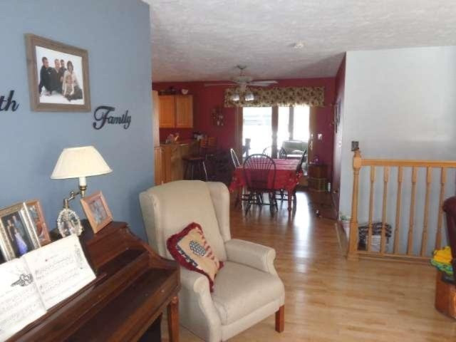 33260 Rohlfs Lane Niles, MI 49120 - Photo 10 of 36 view of eating area from living room