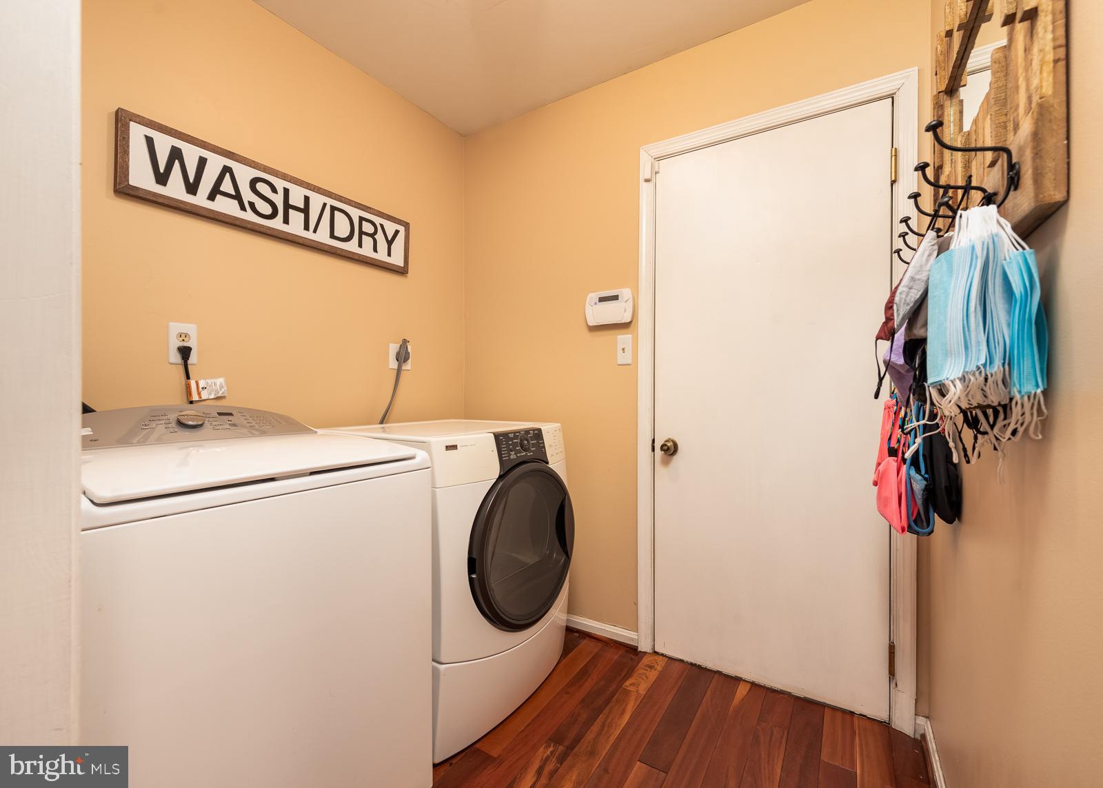 2803 Fennel Road Edgewater, MD 21037 - Photo 14 of 39 Main level laundry/Mud Room off of Garage