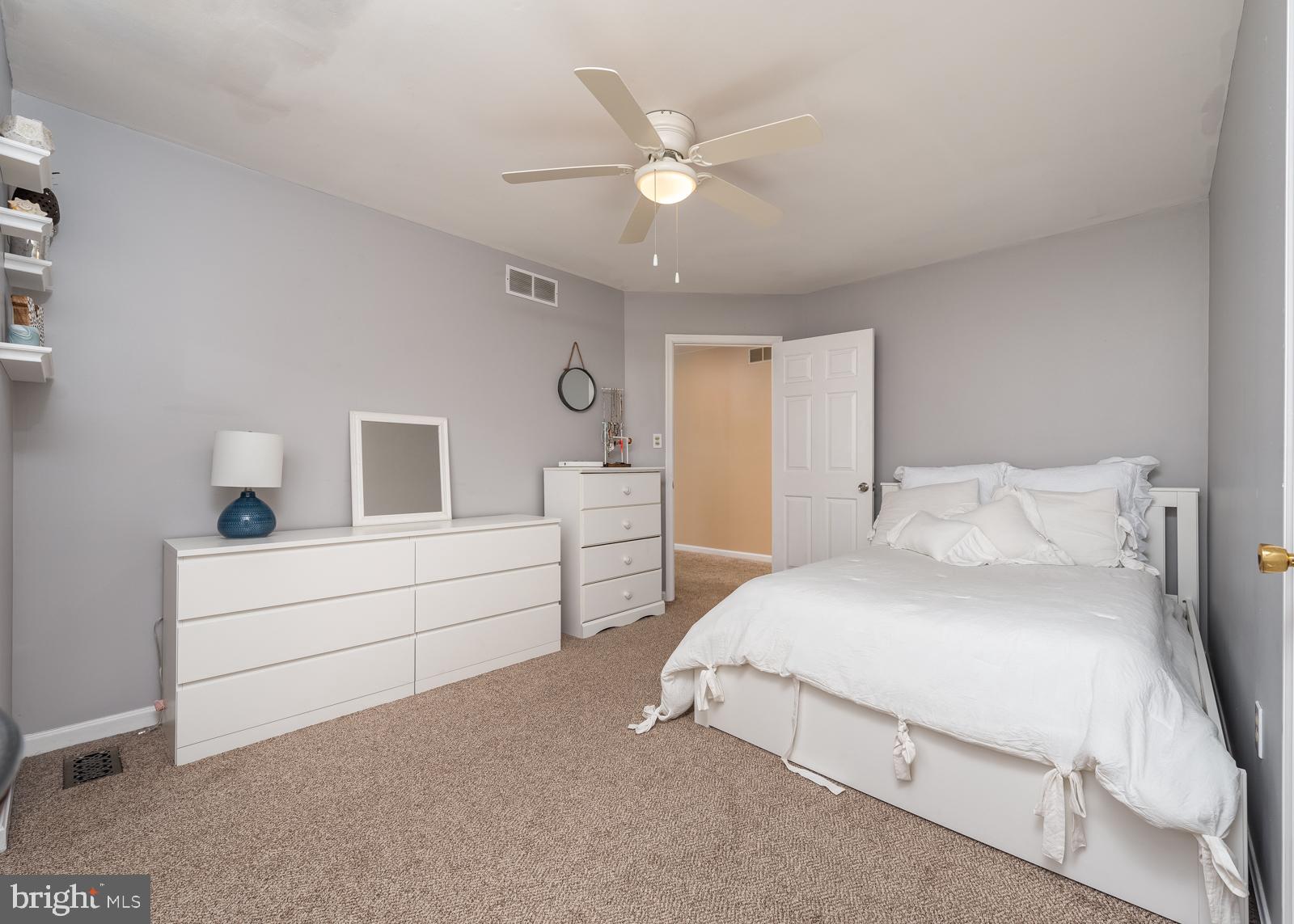 2803 Fennel Road Edgewater, MD 21037 - Photo 22 of 39 Bedroom 3