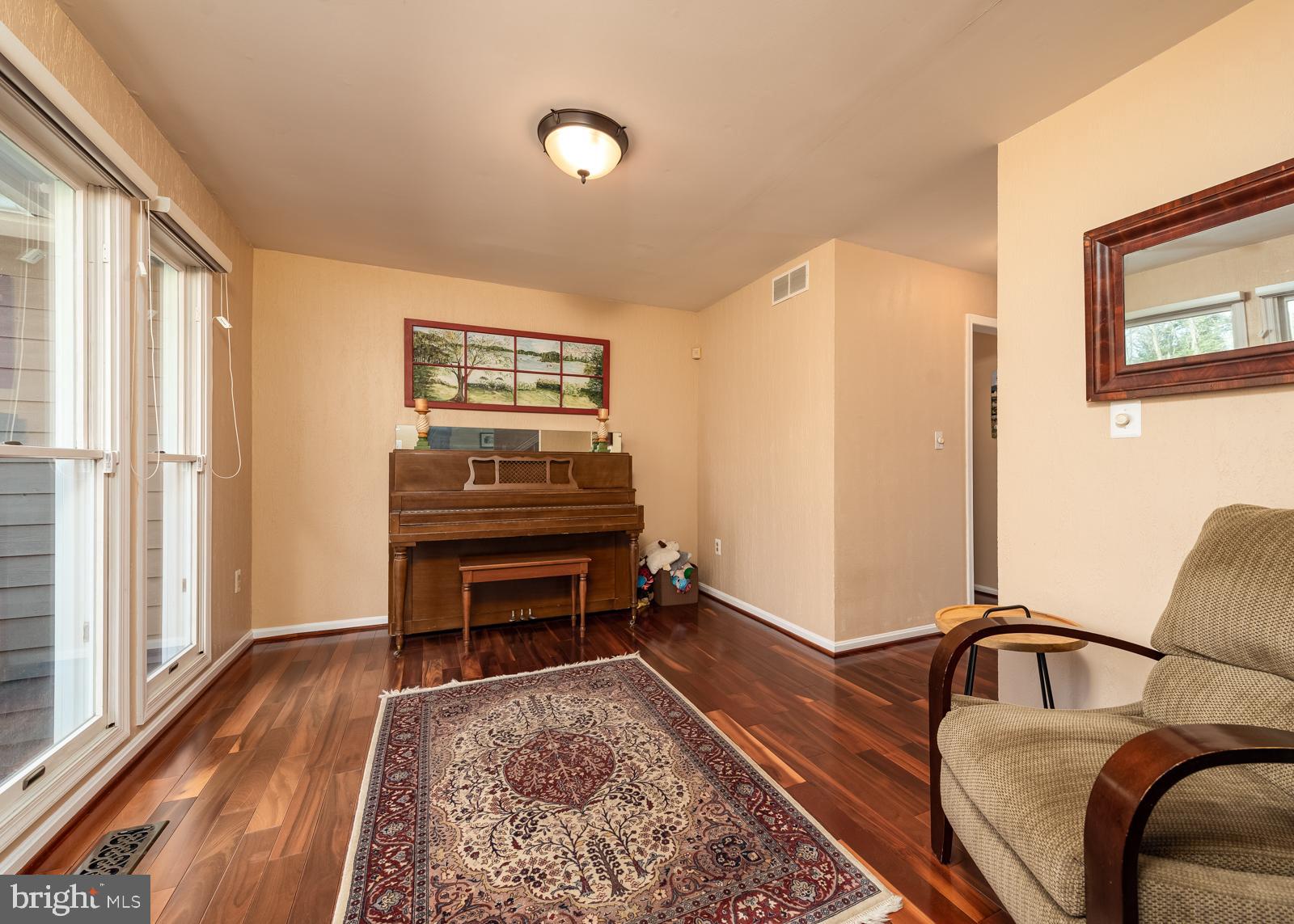 Sitting Room/Office/Study