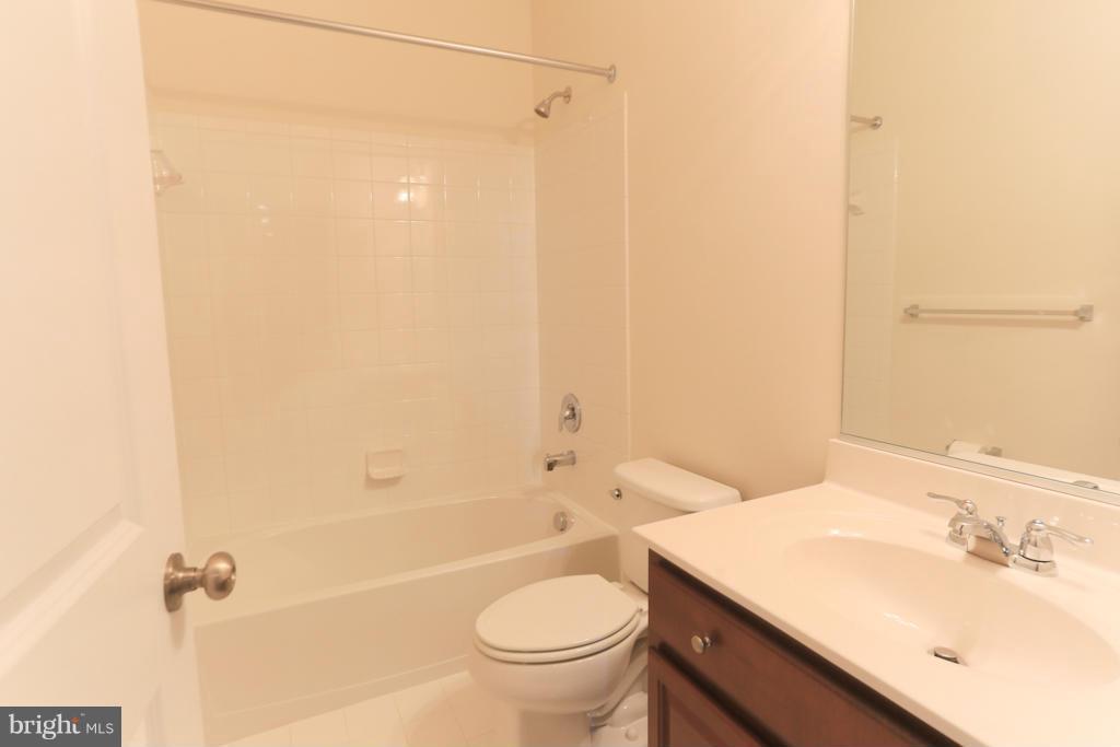8150 Ridgely Loop Severn, MD 21144 - Photo 25 of 30 Bath