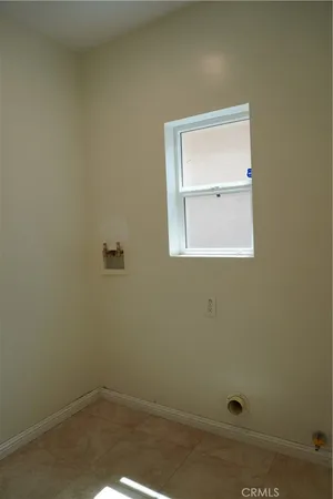 $3,950 | 5611 Lemon Avenue, Long Beach, CA 90805