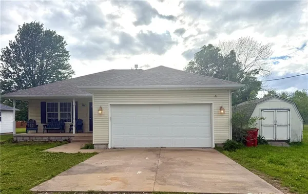 $175,000 | 7128 Southeast 66th Terrace, Riverton, KS 66770