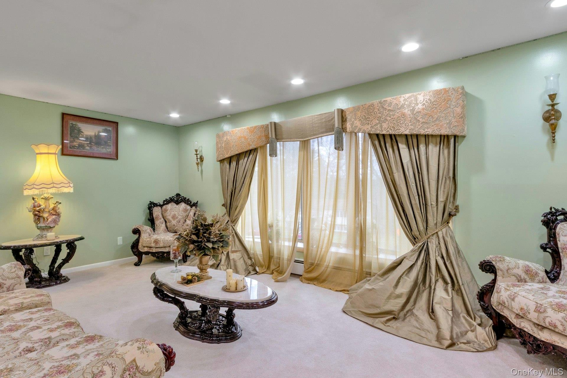 44 Greenridge Way Spring Valley, NY 10977 - Photo 5 of 46 a room with furniture and gym equipment