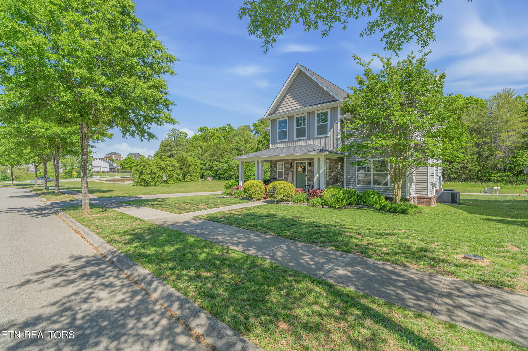 99 Fallberry Street Oak Ridge, TN 37830 - Photo 4 of 60 4-web-or-mls-99 Fallberry Street-4