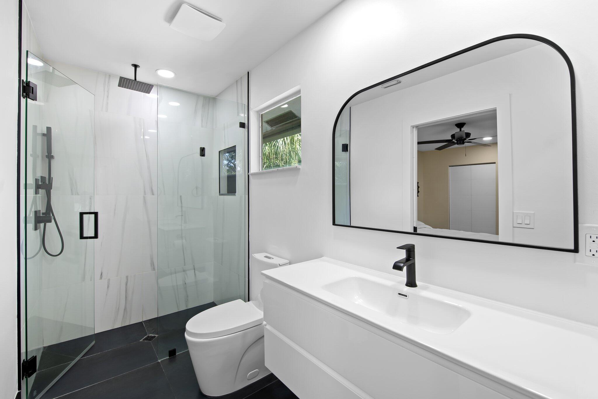 10811 Santa Rosa Drive Boca Raton, FL 33498 - Photo 27 of 43 Bathroom
