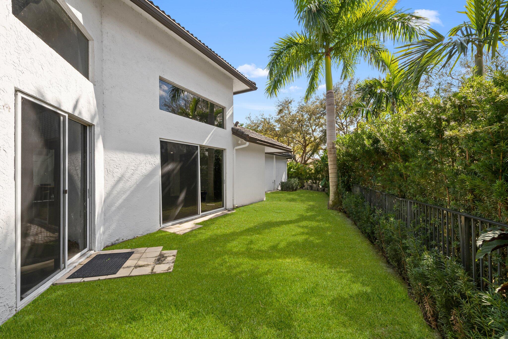 10811 Santa Rosa Drive Boca Raton, FL 33498 - Photo 32 of 43 Back Yard