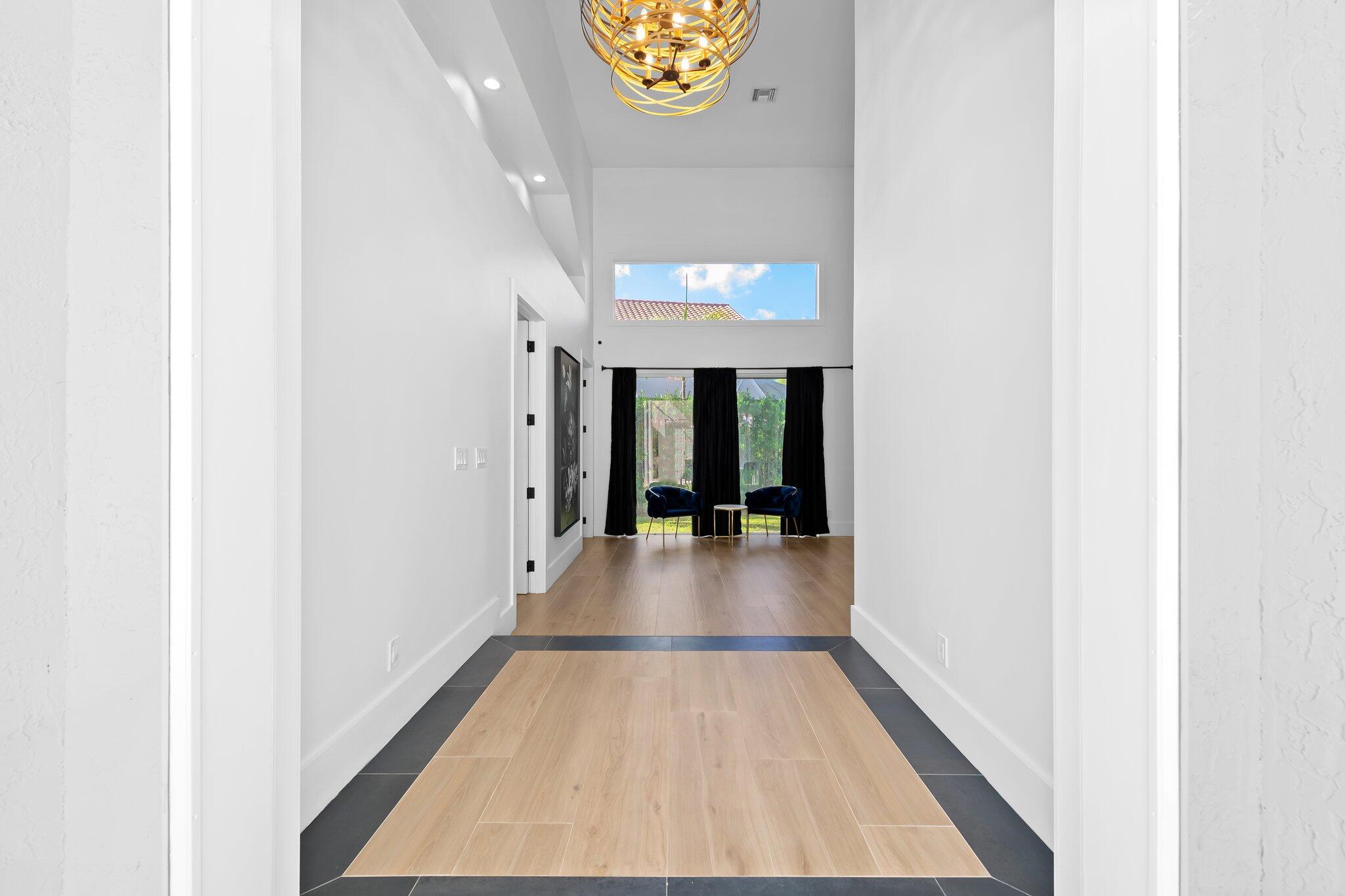 10811 Santa Rosa Drive Boca Raton, FL 33498 - Photo 5 of 43 Foyer