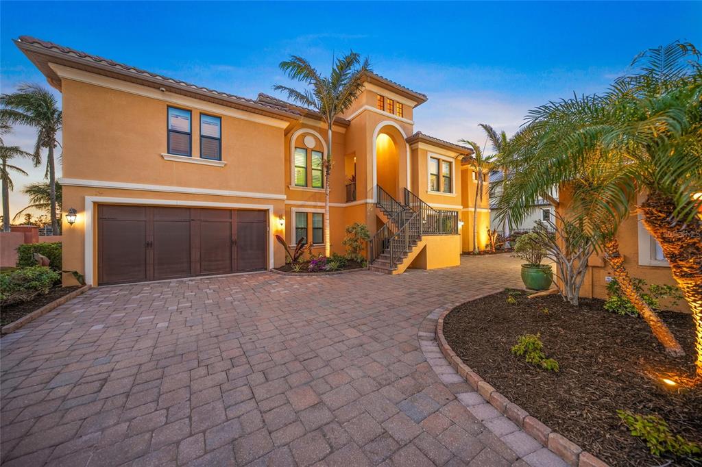 471 Bayshore Road Nokomis, FL 34275 - Photo 2 of 95