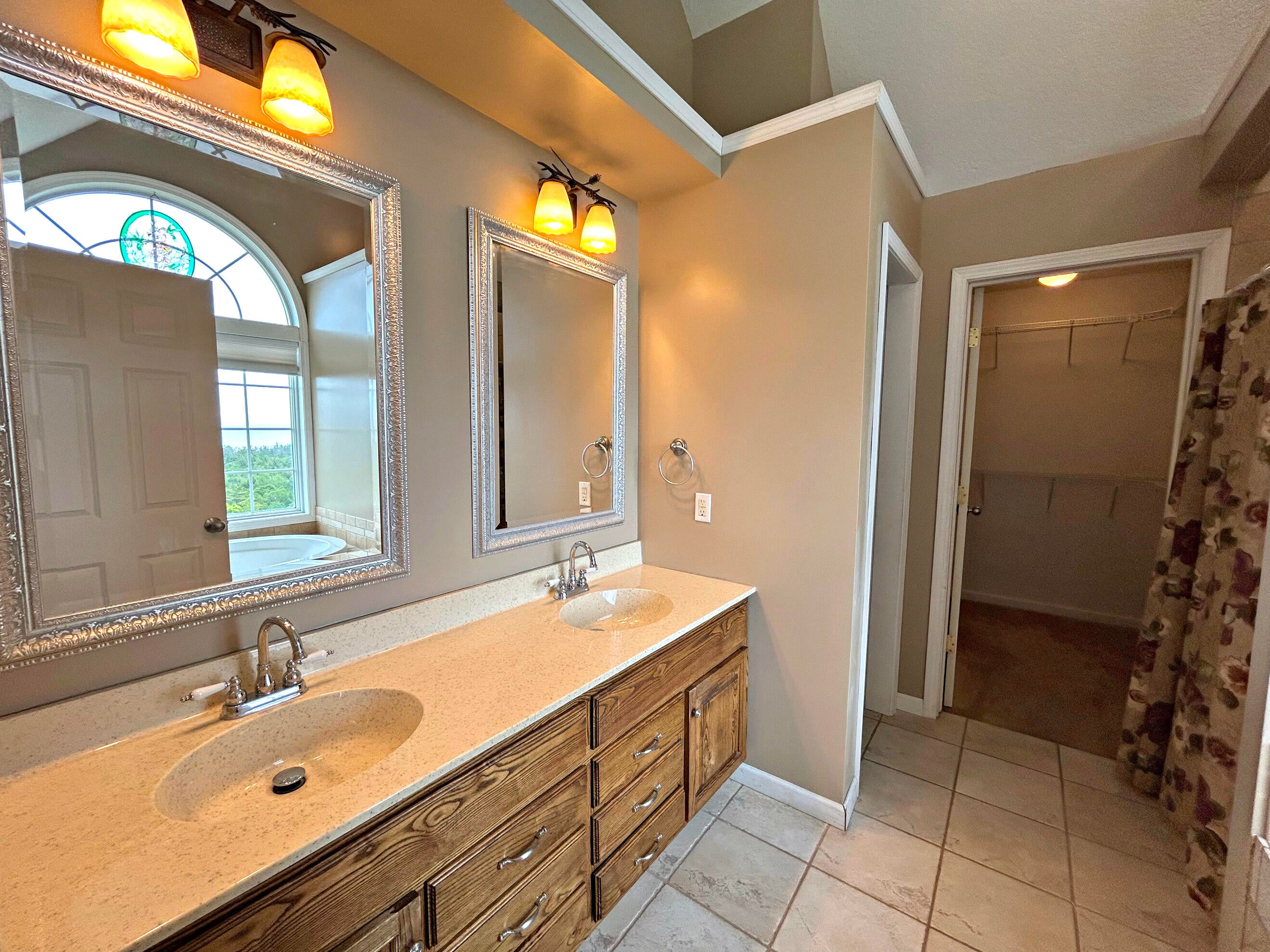 N1746 Smith Road St. Ignace, MI 49781 - Photo 48 of 88 Primary bathroom