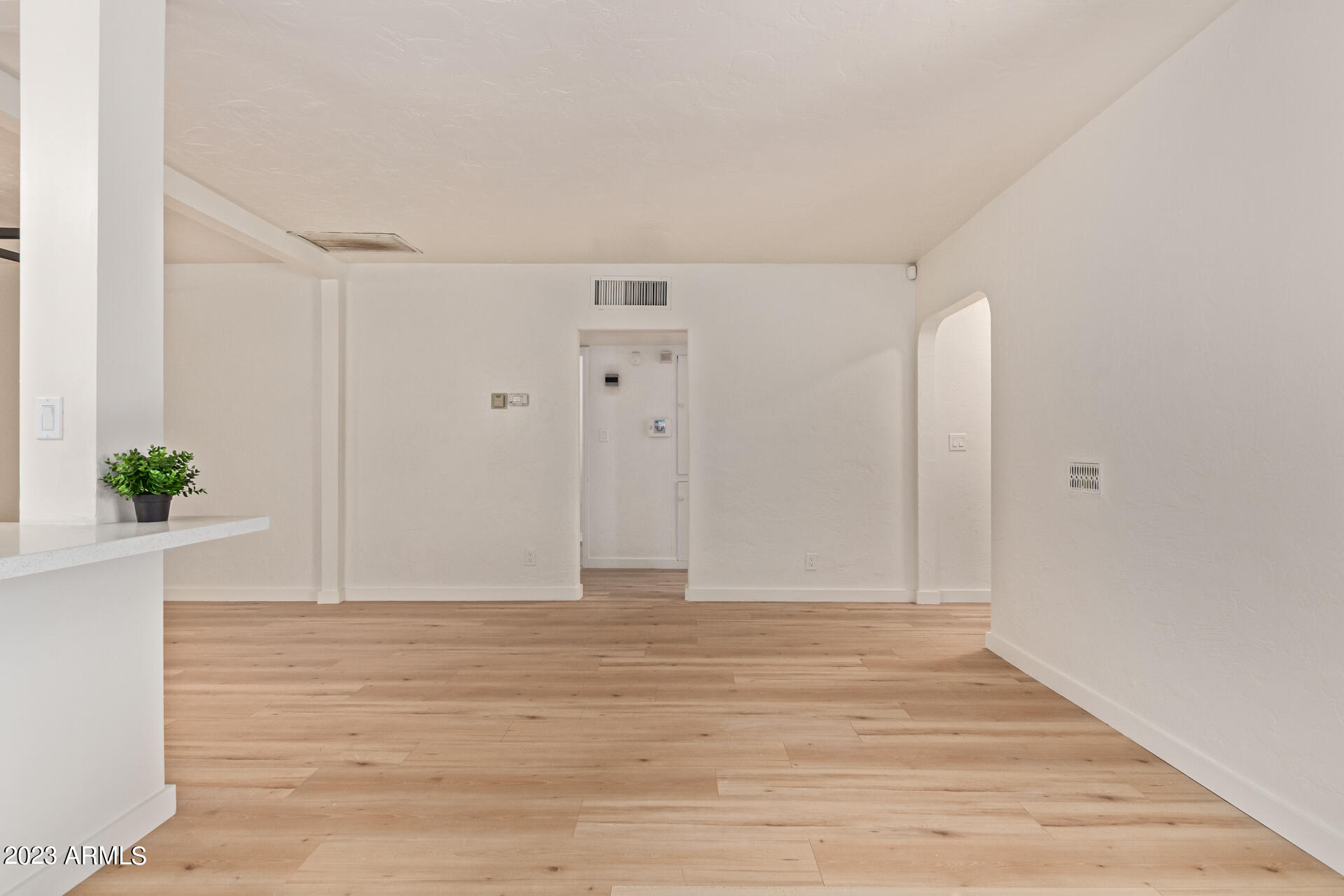1632 East Granada Road Phoenix, AZ 85006 - Photo 7 of 30 07-Granada
