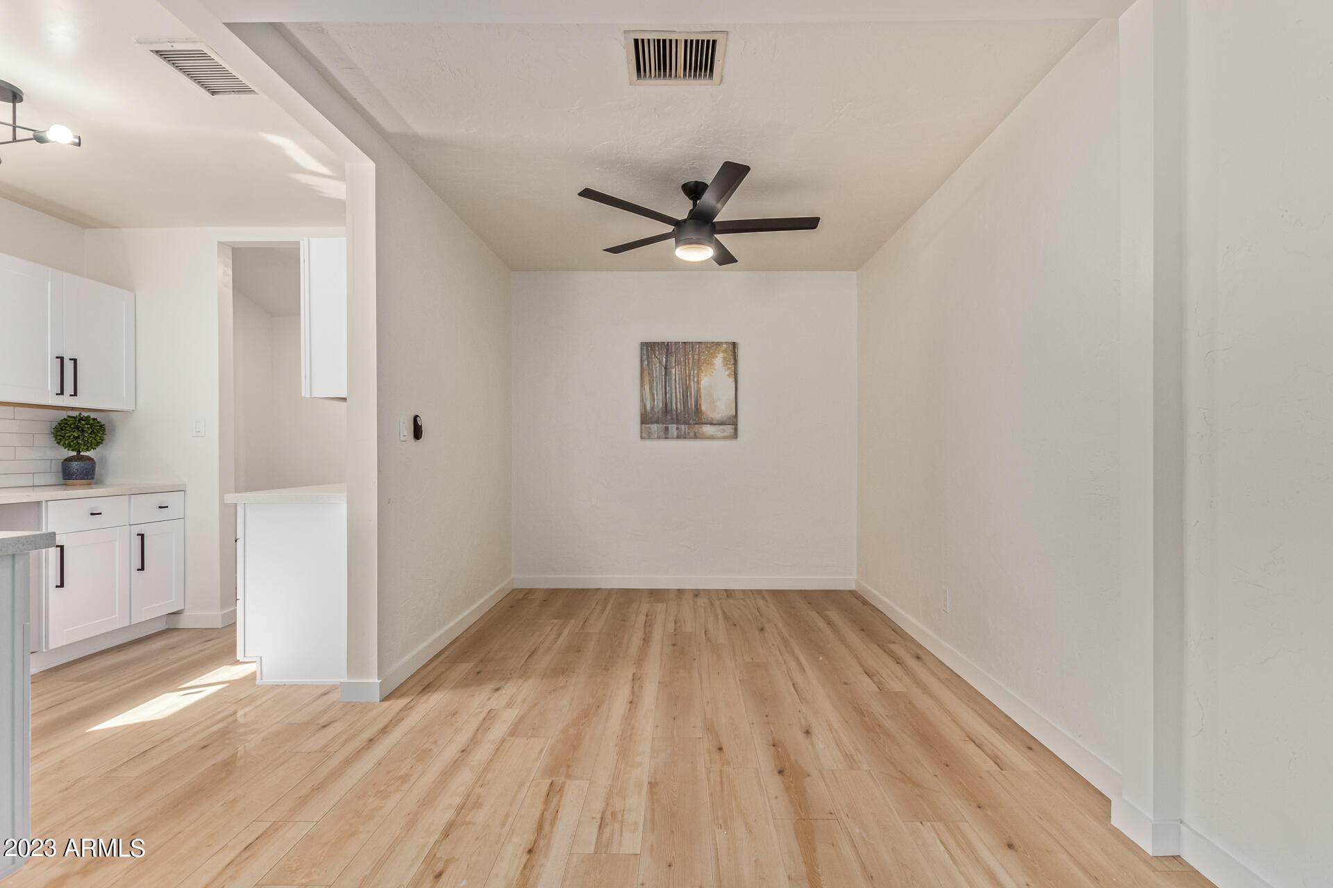 1632 East Granada Road Phoenix, AZ 85006 - Photo 8 of 30 08-Granada