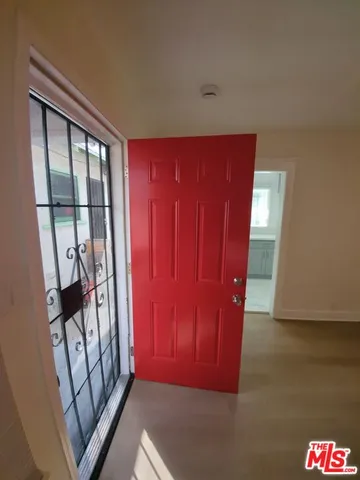 $2,195 | 4215 South Budlong Avenue, Los Angeles, CA 90037