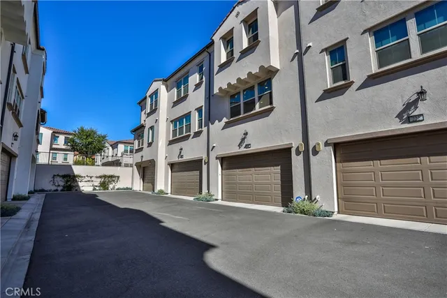 a picture of city view