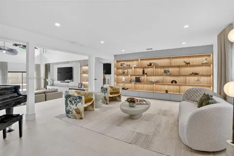 $3,975,000 | 12111 Northwest 5th Court, Plantation, FL 33325