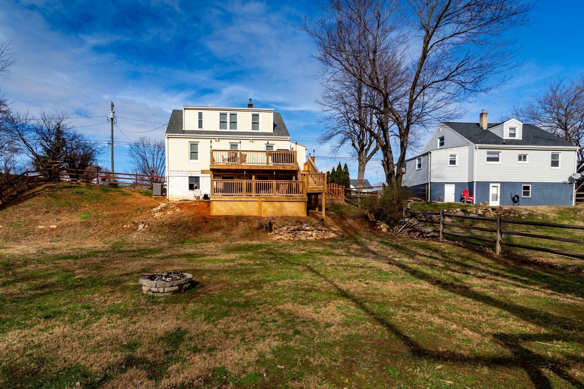 232 Bonavista Road Salem, VA 24153 - Photo 26 of 31 Home view