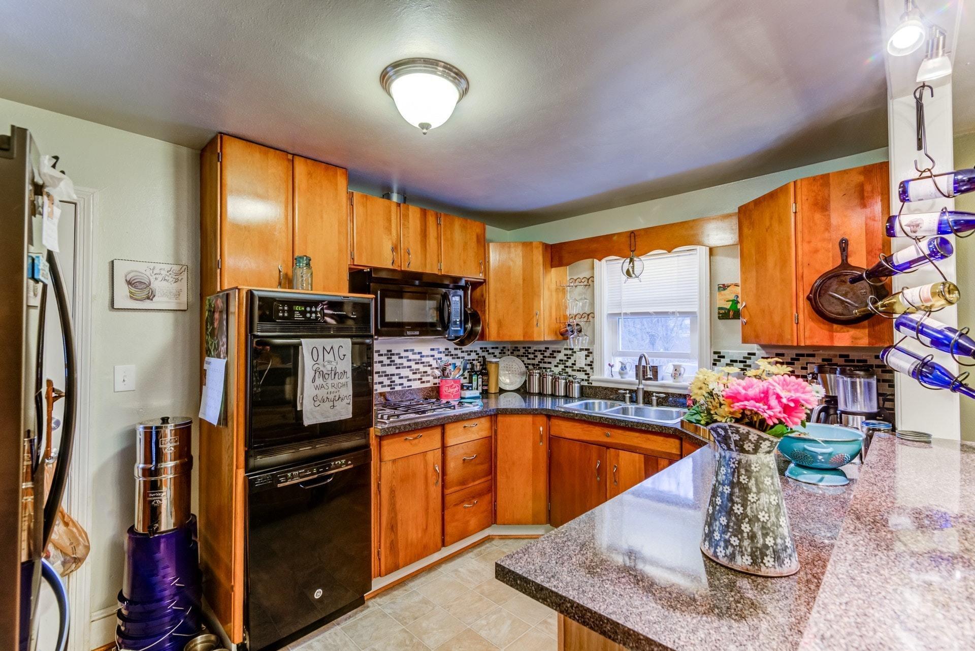 232 Bonavista Road Salem, VA 24153 - Photo 5 of 31 Kitchen