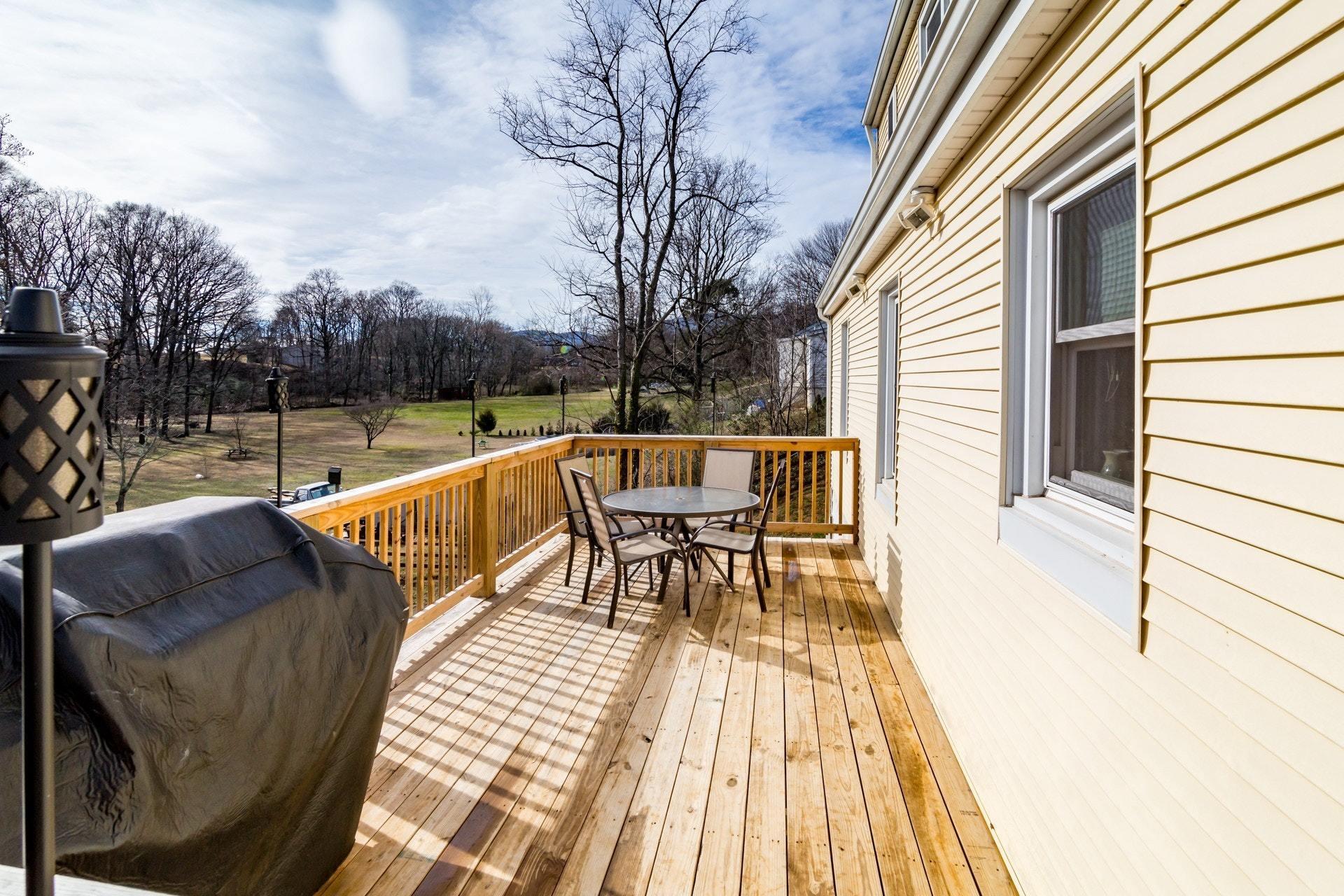 232 Bonavista Road Salem, VA 24153 - Photo 6 of 31 Deck views