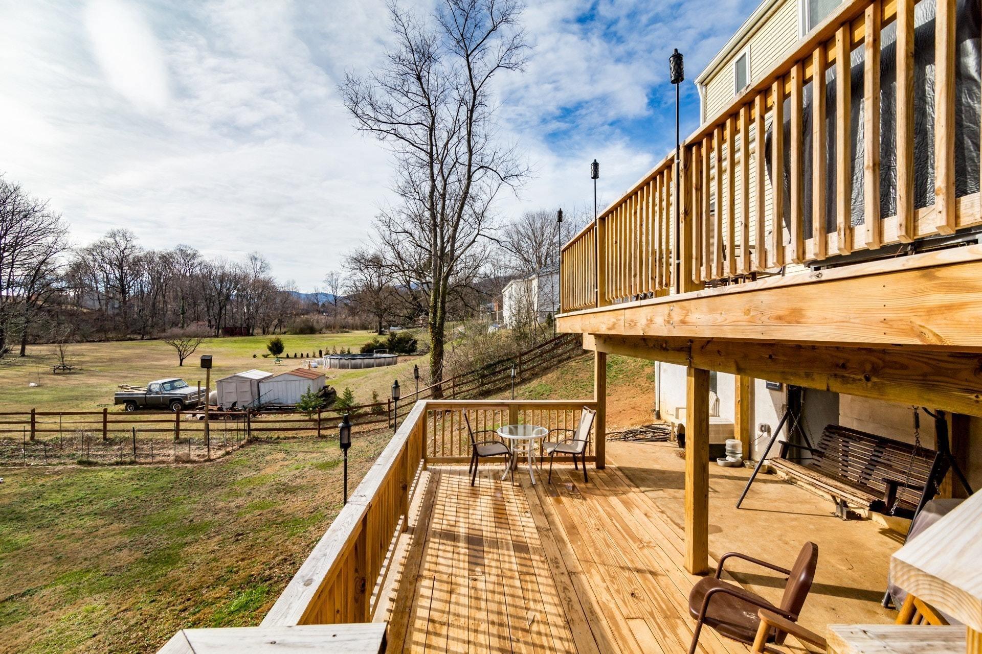 232 Bonavista Road Salem, VA 24153 - Photo 7 of 31 Wonderful outdoor space