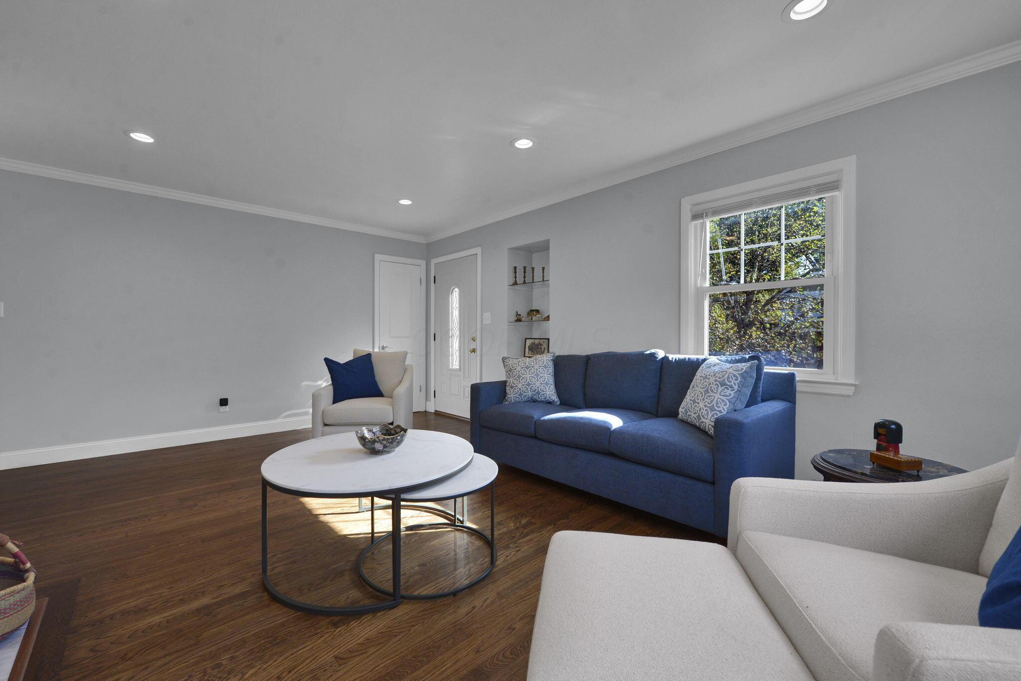 128 Blenheim Road Columbus, OH 43214 - Photo 6 of 47 6-web-or-mls-128-blenheim-rd