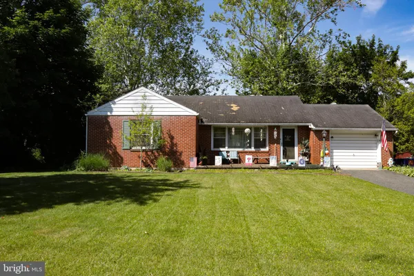 $315,000 | 2188 Swamp Pike, Gilbertsville, PA 19525