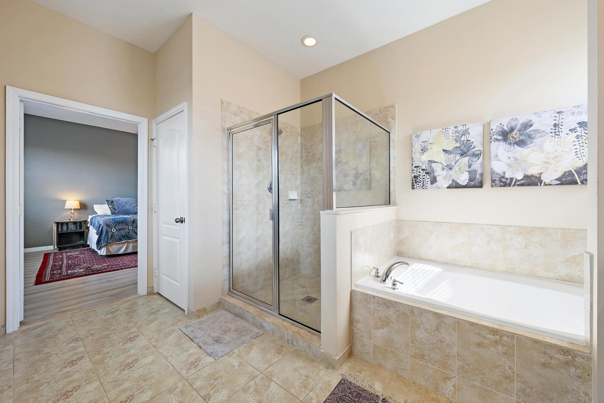 196 Behring Way Jupiter, FL 33458 - Photo 18 of 75 Primary Bath