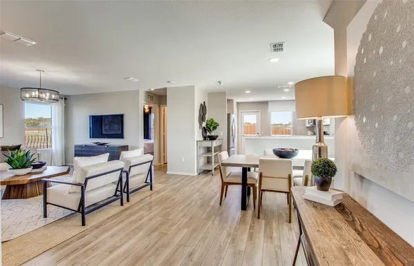 $2,500 | 313 Hopson Street, Van Alstyne, TX 75495