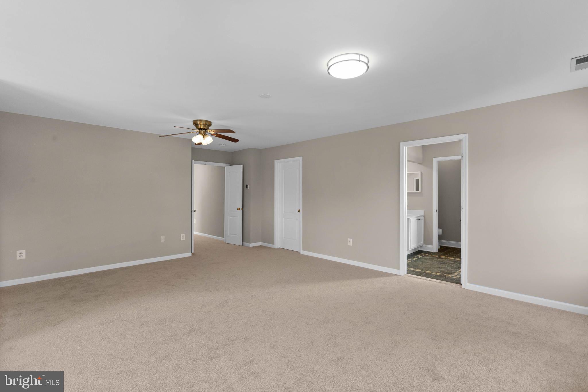 14000 Falconcrest Road Germantown, MD 20874 - Photo 34 of 71