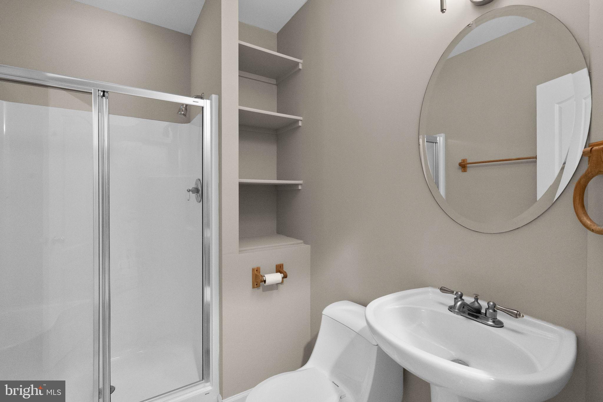 14000 Falconcrest Road Germantown, MD 20874 - Photo 53 of 71