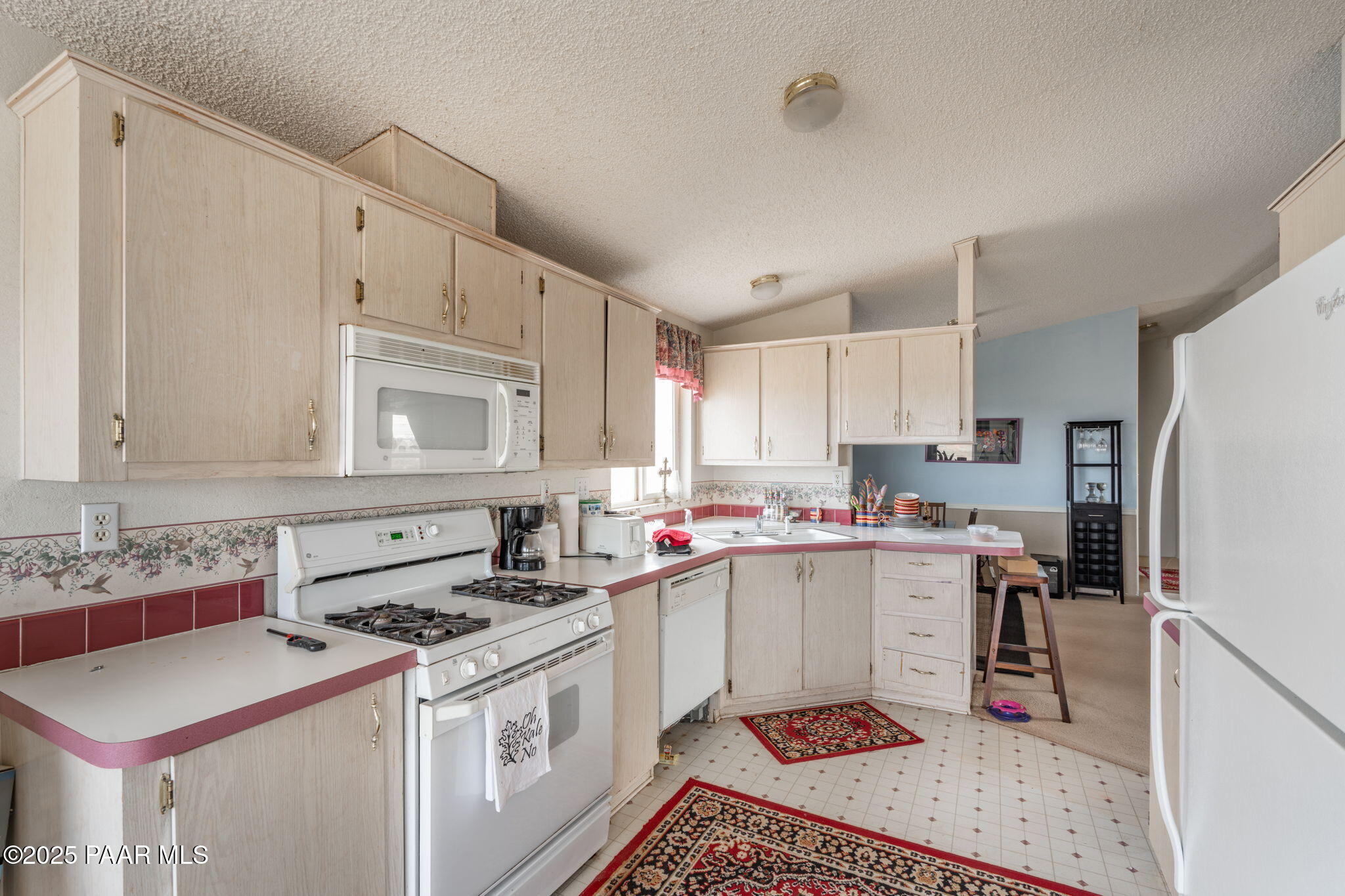 25465 North High Desert Road Paulden, AZ 86334 - Photo 9 of 37 21-web-or-mls-25465-n-high-desert-rd
