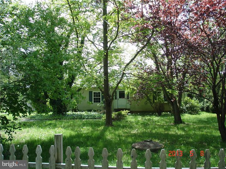 618 Howell School Road Bear, DE 19701 - Photo 1 of 13 Gallery Image 1