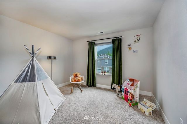 $1,275,000 | 897 Northeast 4th Street, North Bend, WA 98045