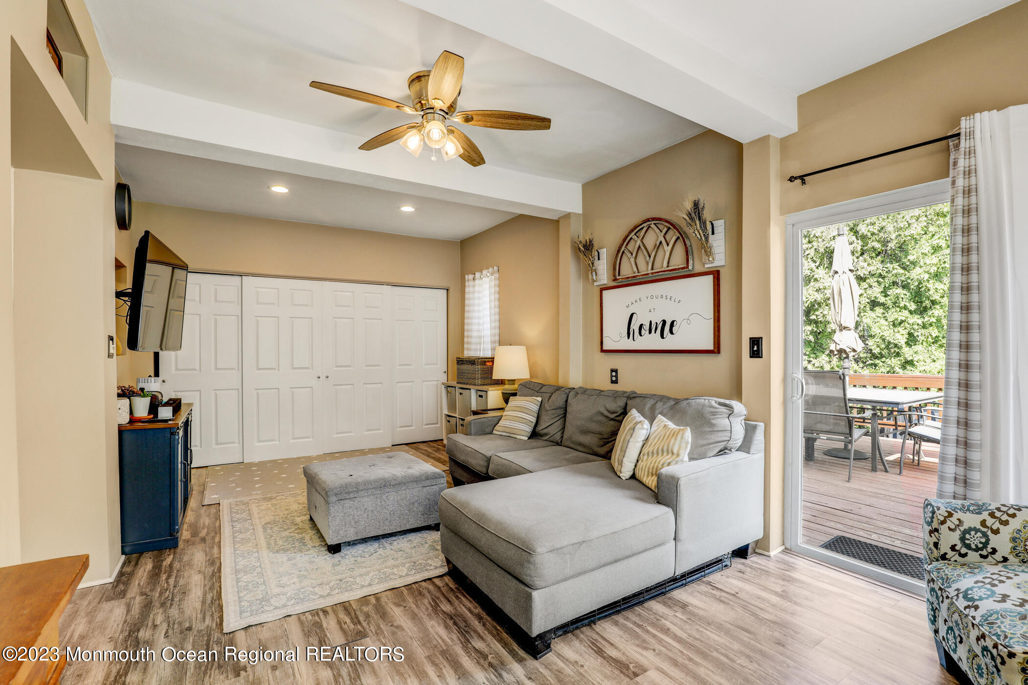 50 West George Street Freehold, NJ 07728 - Photo 14 of 33 14 - Family Room