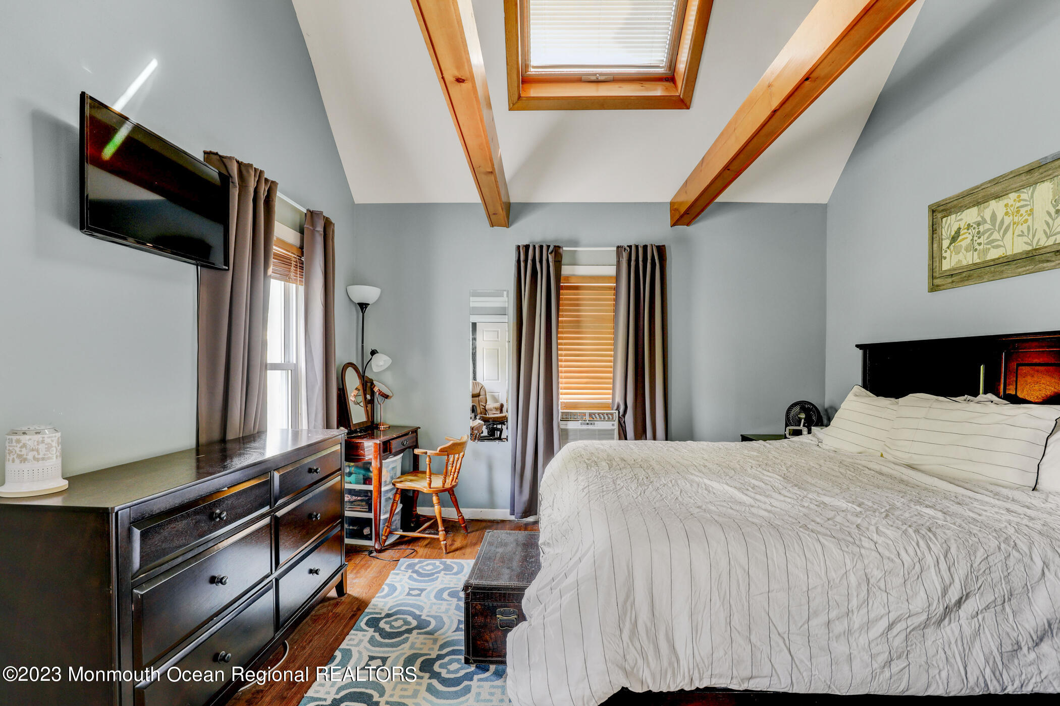 50 West George Street Freehold, NJ 07728 - Photo 19 of 33 19 - Primary Bedroom