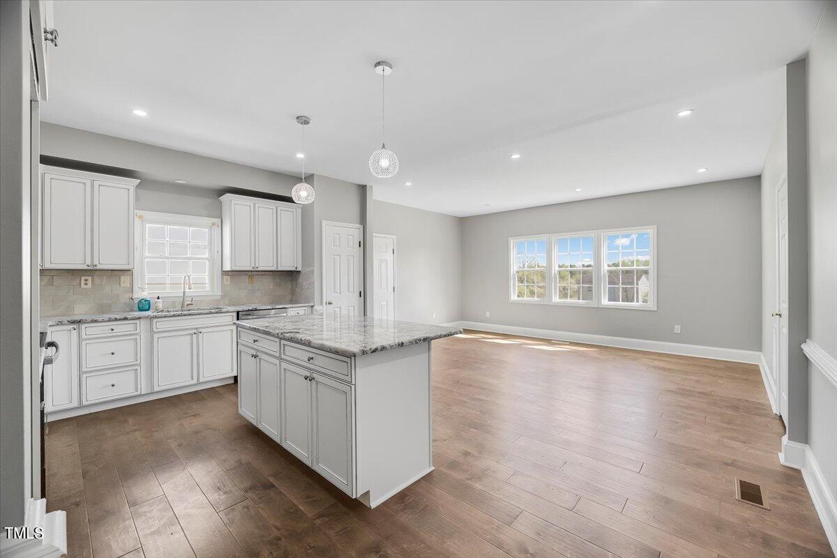 1351 Tarheel Road Benson, NC 27504 - Photo 6 of 42 08-P1178735