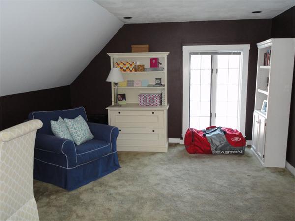 294 Pope Road Acton, MA 01720 - Photo 29 of 30 a living room with furniture and a window