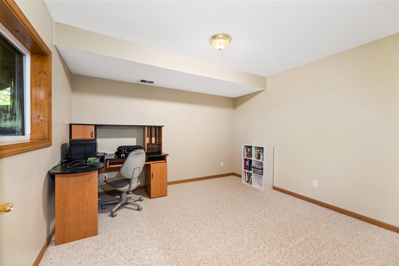 7222 Cedar Run Road Traverse City, MI 49684 - Photo 24 of 31 1894477-23.JPG