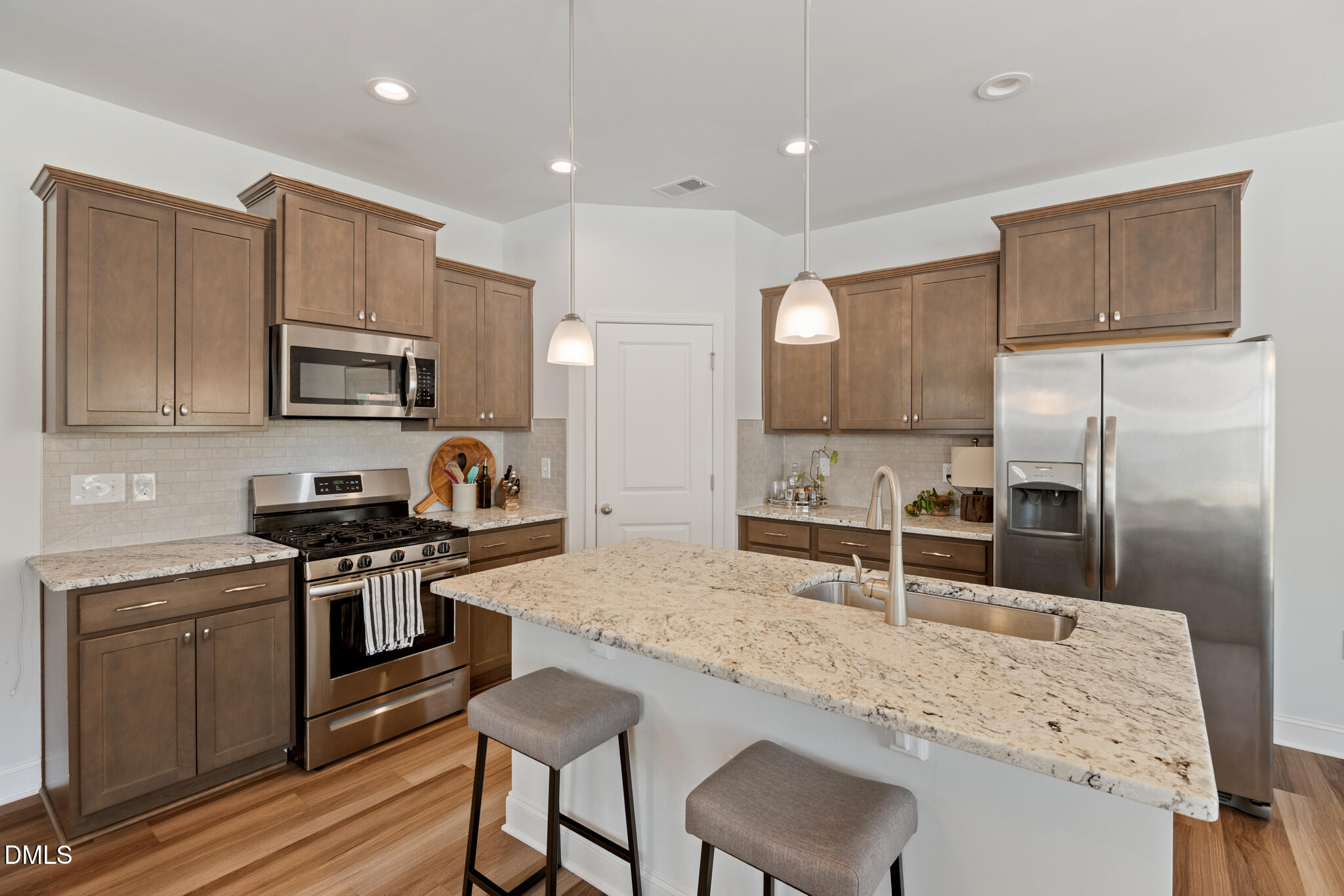 1404 Compass Drive Durham, NC 27713 - Photo 7 of 32