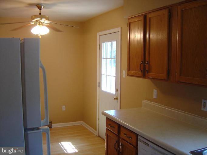 13 Rouzer Court Thurmont, MD 21788 - Photo 3 of 6 Kitchen #2