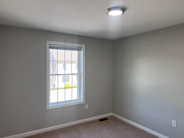 $349,900 | 3 A Red Oak Way, Unit 3A, Boscawen, NH 03303