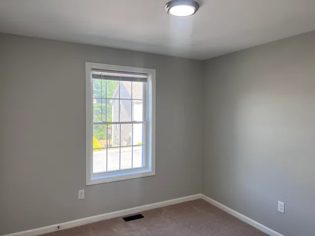 $349,900 | 3 A Red Oak Way, Unit 3A, Boscawen, NH 03303