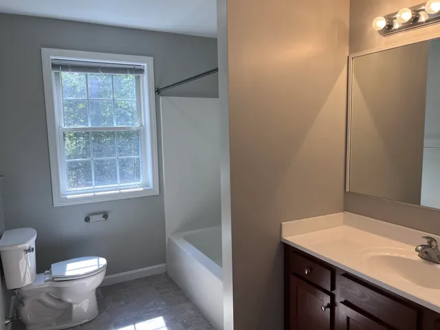 $349,900 | 3 A Red Oak Way, Unit 3A, Boscawen, NH 03303