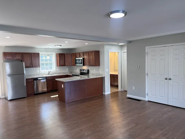 $349,900 | 3 A Red Oak Way, Unit 3A, Boscawen, NH 03303