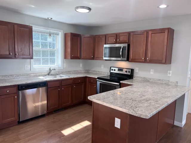 $349,900 | 3 A Red Oak Way, Unit 3A, Boscawen, NH 03303