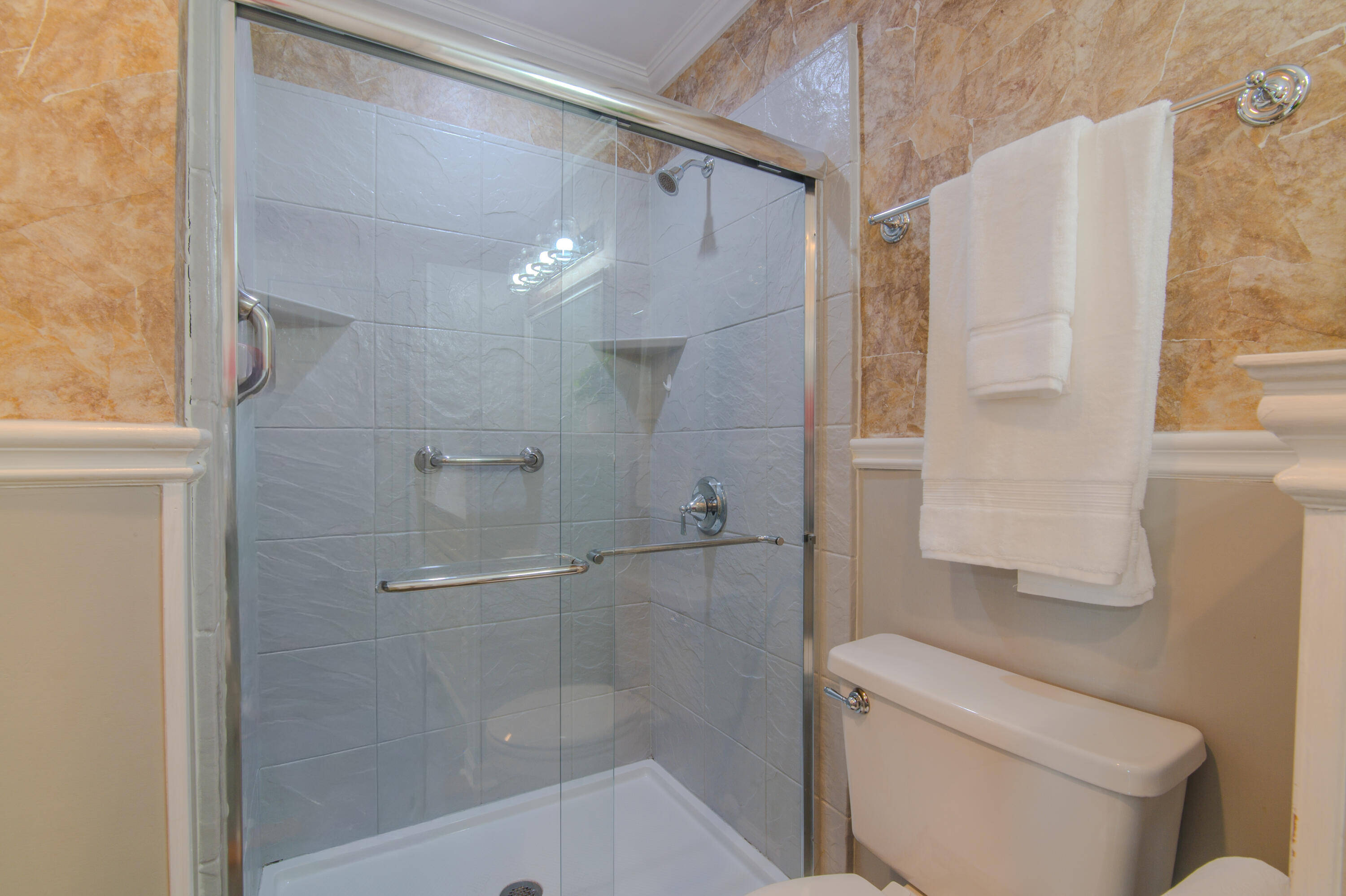 106 James Road Summerville, SC 29486 - Photo 7 of 14 Primary