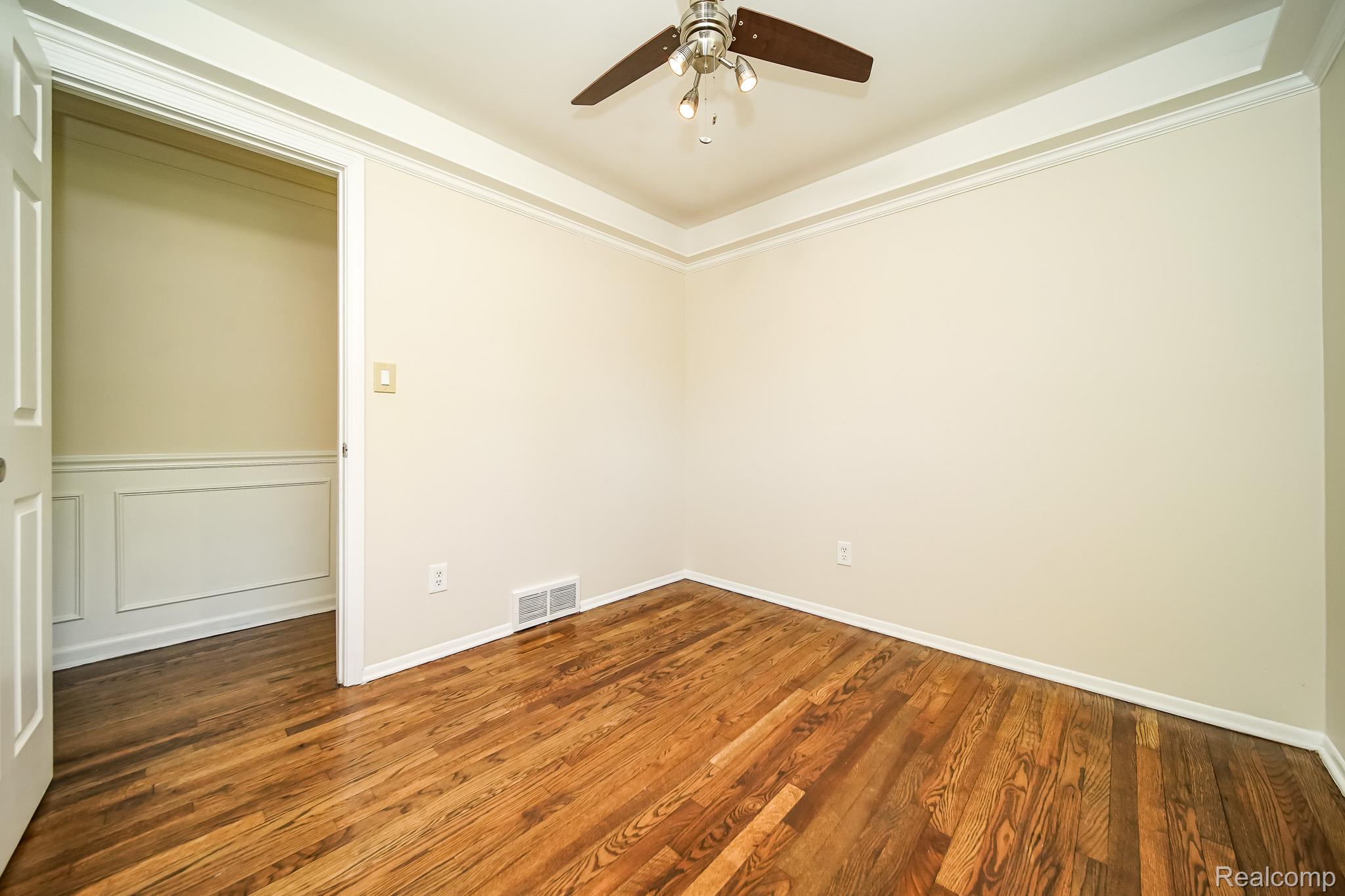 6641 Niagara Street Romulus, MI 48174 - Photo 33 of 70 DDS04061.jpg